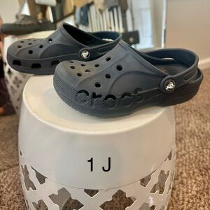 Crocs Navy Blue Size 1 J